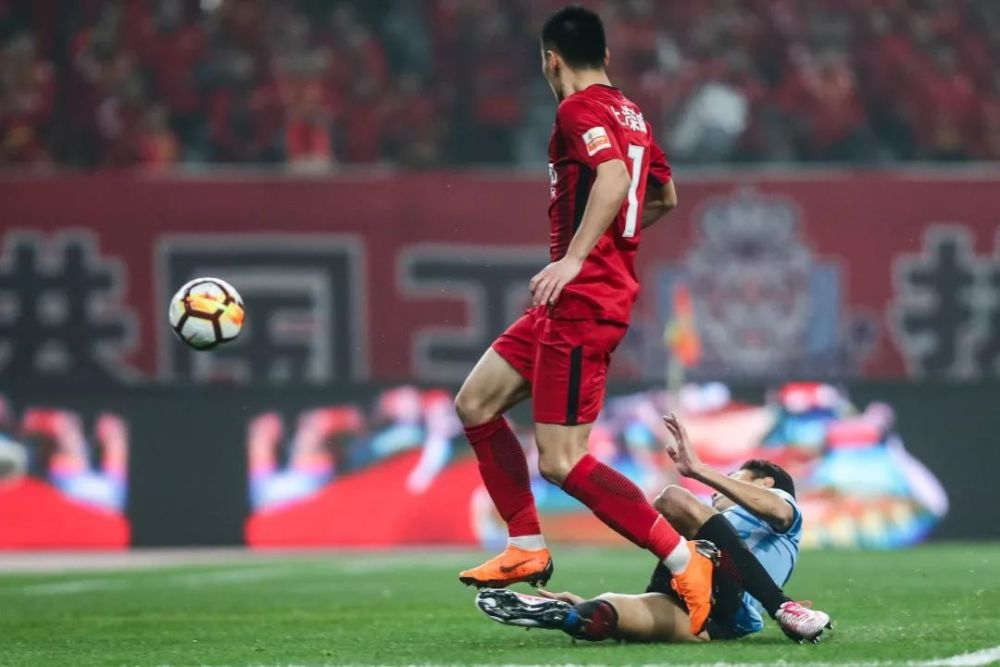 包含中超倒计时，波特兰开拓者今晚豪取连胜，细节引发关注，质疑声仍在，年轻球员得到机会的词条